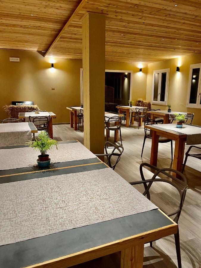Agriturismo Terre Di Ginepro Боргетто-ді-Вара Екстер'єр фото
